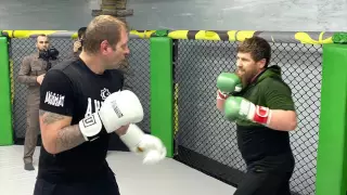 Кадыров подрался с Емельяненко