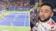 Казахстанский блогер на весь корт оскорбил Новака Джоковича