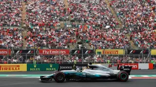 Этап "Формулы-1" в Бахрейне проведут без зрителей из-за коронавируса