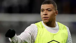 Самый дорогой в мире футболист сдал тест на коронавирус