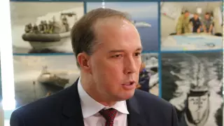 Глава МВД Австралии заразился коронавирусом