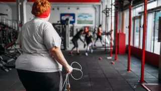 Люди полнеют из-за грязного воздуха - ученые