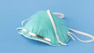 На дефиците масок наживались мошенники в ВКО