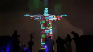 Казахстанский флаг появился на знаменитой статуе в Бразилии