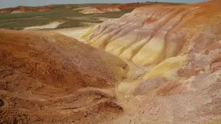 Ұлыған қасқырлар шатқалынан Марс тауларына дейін. Қазақстанның таңғажайып жерлеріне 3D-саяхат