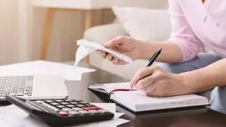 Порядок получения отсрочки по кредитам объяснил министр Абаев