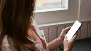 Астанчане получают SMS с призывом сидеть дома