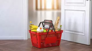 Заказывайте продукты на дом - полиция обратилась к алматинцам