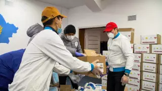 "30 мың адамға жәрдем берді". Министр еріктілердің қалай жұмыс істеп жатқанын айтты