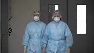 Выписавшиеся из стационаров пациенты поблагодарили столичных медиков