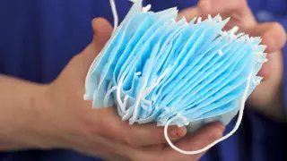 "Бетперде жетіспеушілігі бар". Қазақстан Қытайдан бетперде сатып алмақ