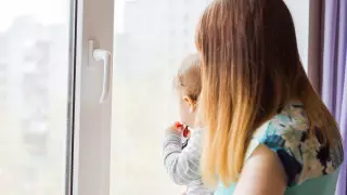 Пособие 42 500 тенге могут получить женщины в декрете - министр