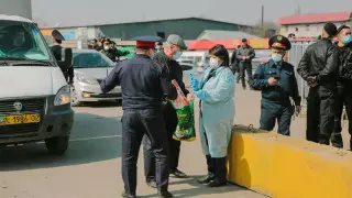 Можно ли навещать родственников в Алматы и передавать посылки через блокпосты