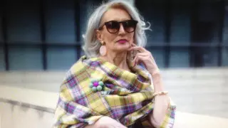 Мне 65, и я модель. Как казахстанцы решились сменить профессию