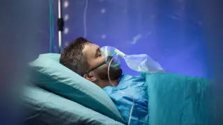 О состоянии больных COVID-19 казахстанцев рассказали в Минздраве