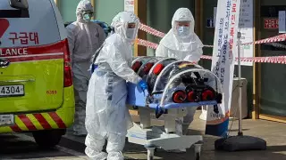 Более 90 человек заразились COVID-19 повторно в Южной Корее