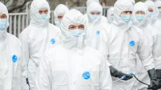 Зараженные COVID-19 врачи не соблюдали меры предосторожности - Молдагасимова