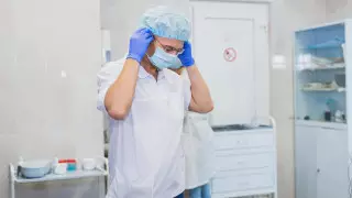 Из-за заражения медиков поликлинику закрыли на карантин в Темиртау