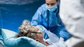 8 тяжелобольных коронавирусом пошли на поправку в Казахстане