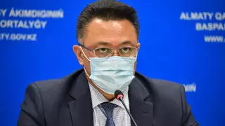 "Я потенциально контактный". Глава горздрава Алматы самоизолировался в своем кабинете