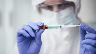 Еще 17 медработников заразились COVID-19 в Алматы