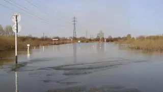 Микрорайон отрезало паводком в Петропавловске
