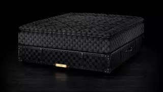 Раскрыты особенности матраса за 390 000 долларов, который купил рэпер Дрейк