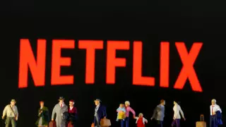 Netflix снимет сериал о социальном дистанцировании