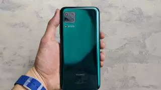 HUAWEI открывает предварительный заказ на новые смартфоны серии HUAWEI P40 lite в Казахстане