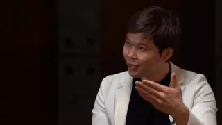 "Құжатын тексермедік". Ернар Айдар алаяқтардан қалай алданғанын айтты