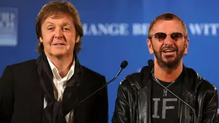 Неизвестную ранее песню Пола Маккартни и Ринго Старра выставят на аукцион