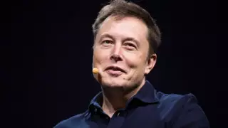 Илон Маск уладил конфликт с властями США