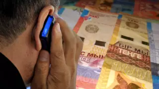 10 миллионов тенге получили казахстанцы, позвонившие борцам с коррупцией