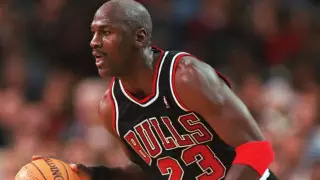 Форму Майкла Джордана продали на аукционе за 288 тысяч долларов