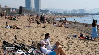 В Испании откроют пляжи для купания