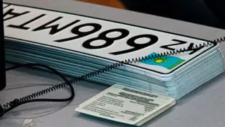 Регистрацию авто приостановили в Казахстане