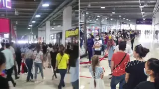 Алматинцы бросились за покупками в открытые ТРЦ