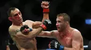 "Ақшаға тоймайды". UFC неге сынның астында қалды?