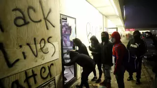 "Это страшнее коронавируса": казахстанцы в США рассказали о беспорядках