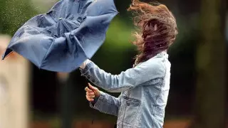 Штормовое предупреждение объявили в Нур-Султане и 7 областях