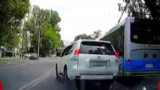Гонки по оживленной трассе устроил мужчина в Алматы