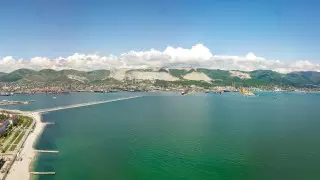 Лучшие пляжи России, на которые легче всего добраться из Казахстана