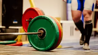 На жалобы казахстанских тяжелоатлетов ответили в федерации