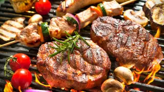 Что надо есть, чтобы похудеть после карантина, рассказали эксперты