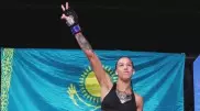 Первая казахстанка в истории UFC дебютировала с победы в первом раунде
