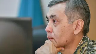 Министр обороны самоизолировался