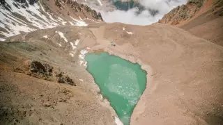 Прекрасные и опасные. Как "укрощают" моренные озера в горах Алматы