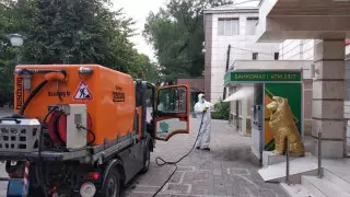 Масштабная дезинфекция проводится в Алматы