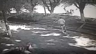 "Заступился за девушку": Жестокое избиение мужчины попало на видео в Темиртау