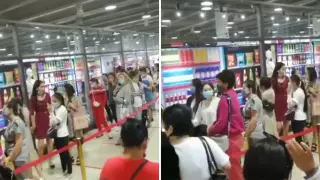 "Была распродажа". Очередь в ТРК разогнали в Алматы